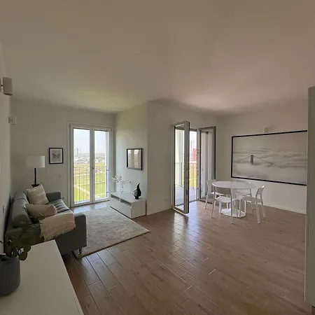 Panorama - Luminous With Private Garage * Milan