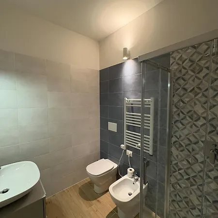 Panorama - Luminous With Private Garage Apartment